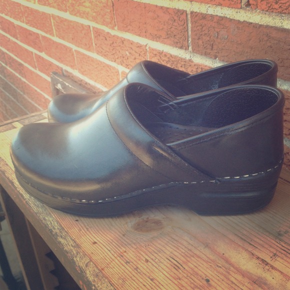 Dansko Professional