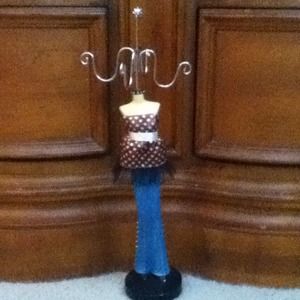 Jewelry holder