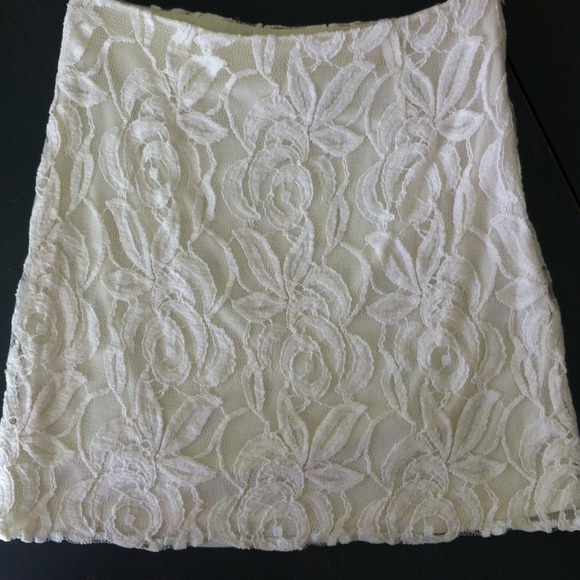White lace skirt