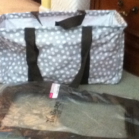 Thirty One Utility tote and lid
