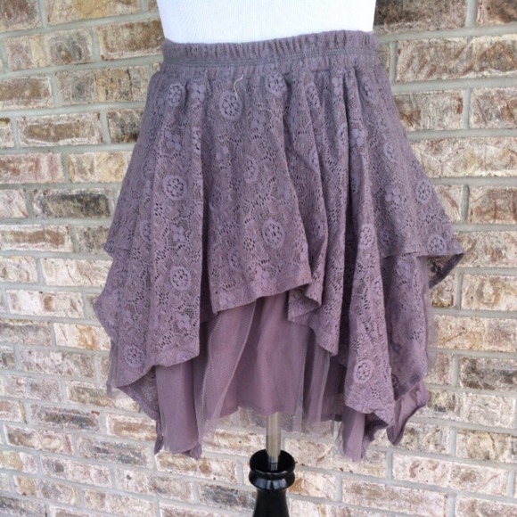 Boutique style Zig zag cut elastic waist skirt
