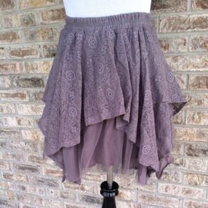 Boutique style Zig zag cut elastic waist skirt