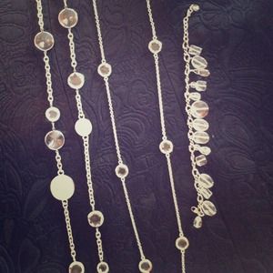 Set of 3(2 necklaces 1 bracelet)