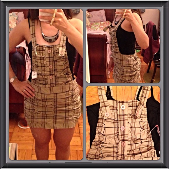 ⛔️SOLD⛔️😁Cute jumper skirt!😉
