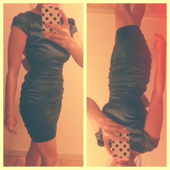 green silk dress w/ feather detail - Picture 3 of 4