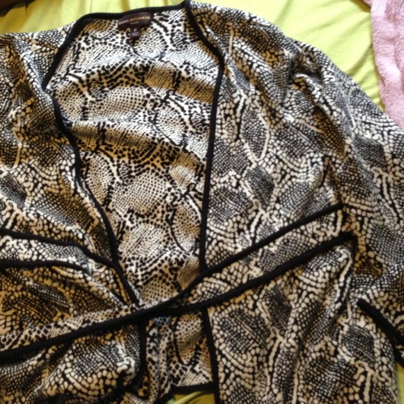 Dana Buchman black and white tie front sweater - Picture 1 of 3