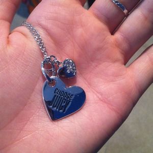 Juicy necklace with tags