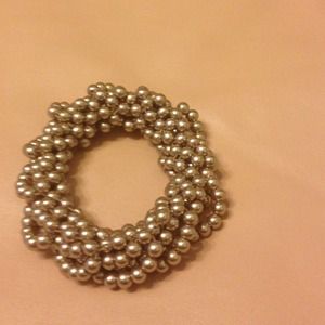 Rose colored small pearl chunk bracelet