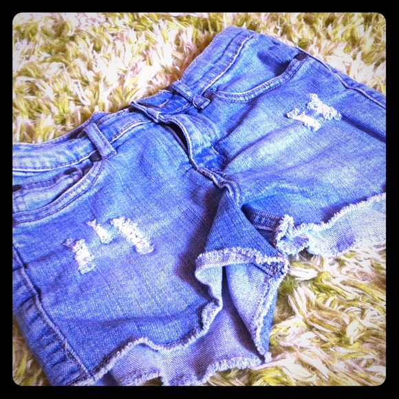 Red Rivet high wasted shorts for Girls