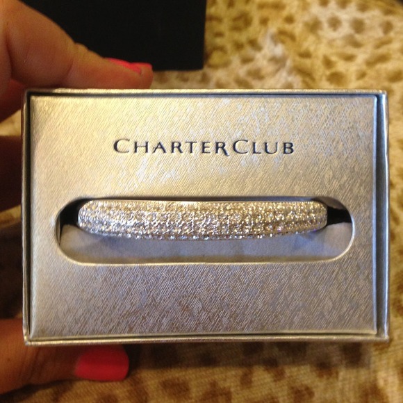❌❌SOLD❌❌Charter Club Crystal Bracelet
