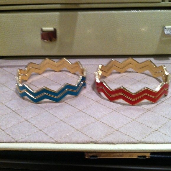 Turquoise and Orange Chevron bangles - Picture 3 of 3