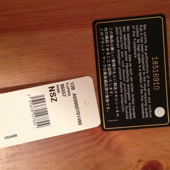 Authentic lamb skin pink crossbody - Picture 4 of 4