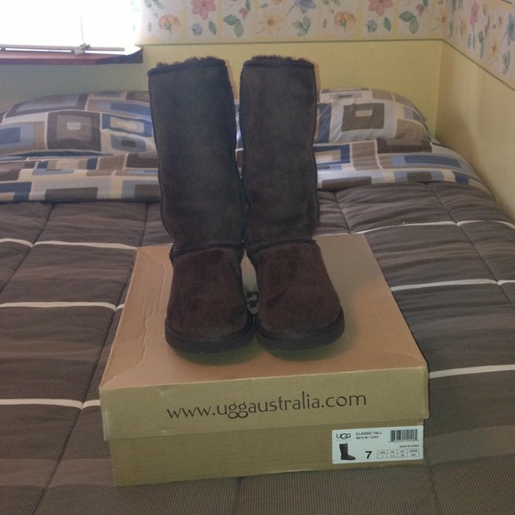 Tall UGGS