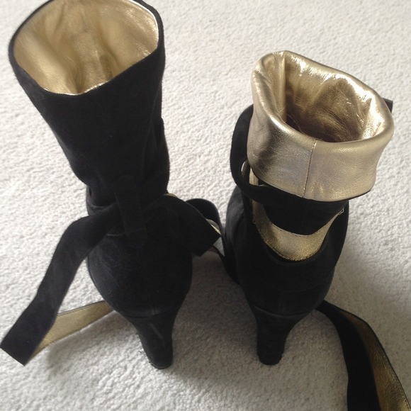 Marc Jacobs suede black Nap. Gold booties - Picture 4 of 4
