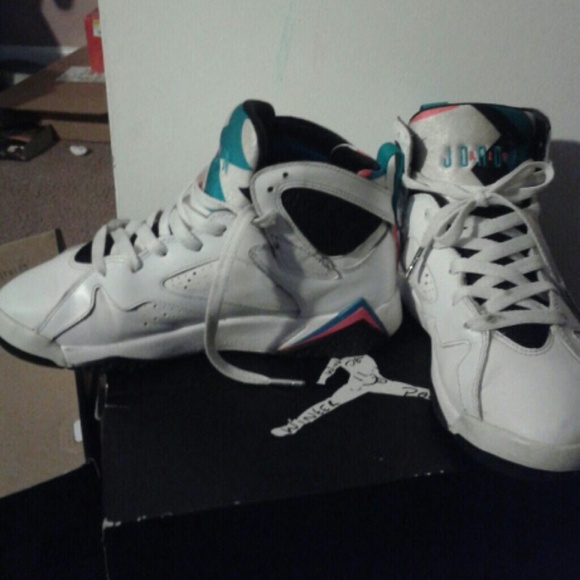 SOLD - Picture 3 of 4