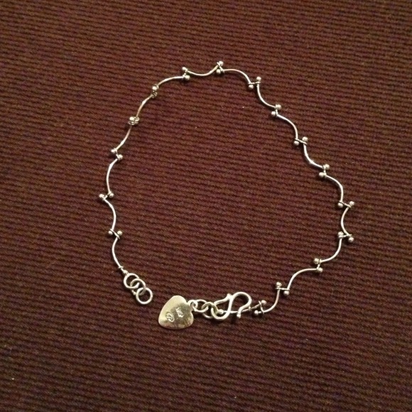 Pretty bracelet - Picture 1 of 1
