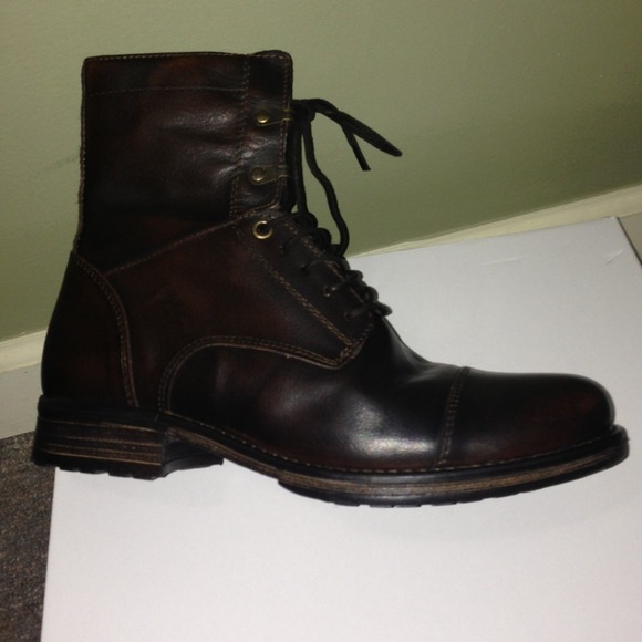 🚫🚫SOLD🚫🚫Men's brown boots