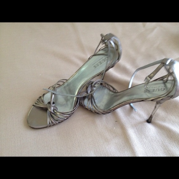 Fabulous guess heels