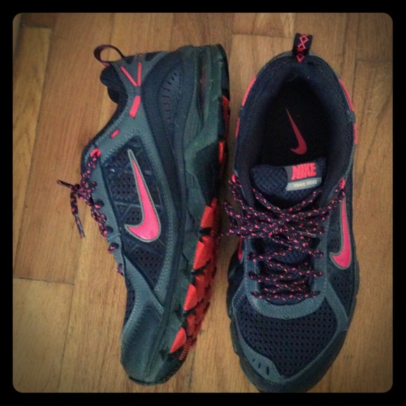 NIKE trail ridge sneakers-SOLD !!!! - Picture 1 of 3