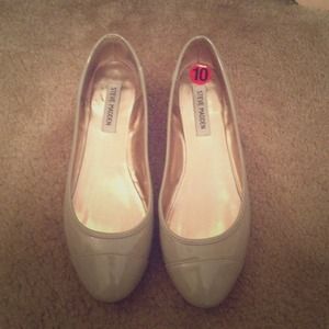 Steve Madden flats.