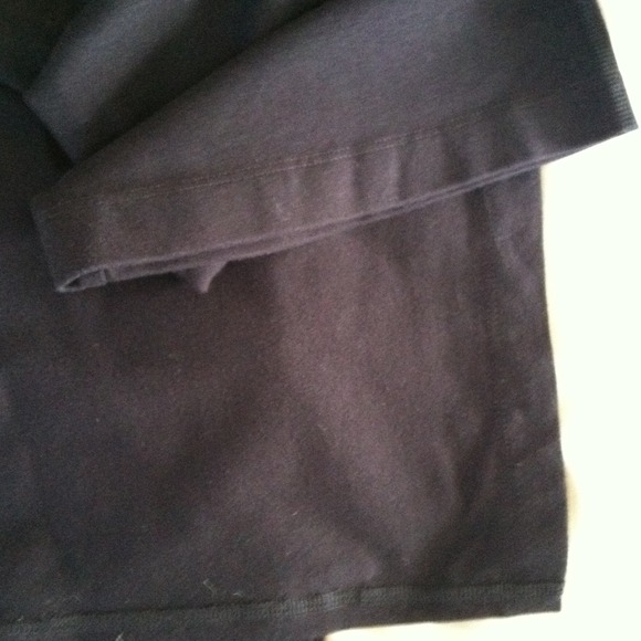 🚫Sold at pop up 1-3-13🚫 - Picture 3 of 3