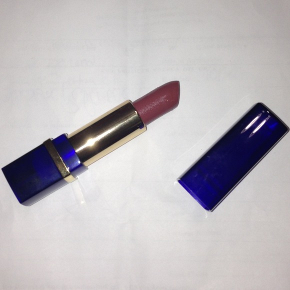 Sold 🚫🚫🚫🚫Estée Lauder lipstick-Rose Tea