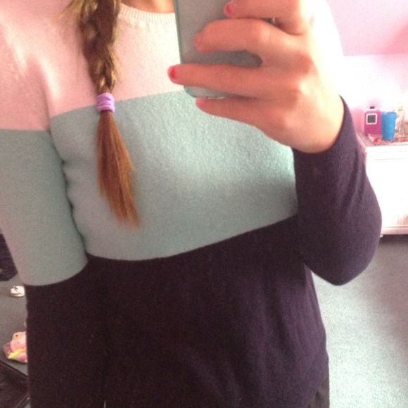 Color blocking sweater - Picture 2 of 4