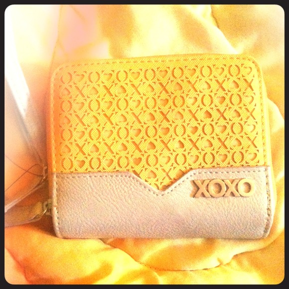 Xoxo yellow wallet/purse!