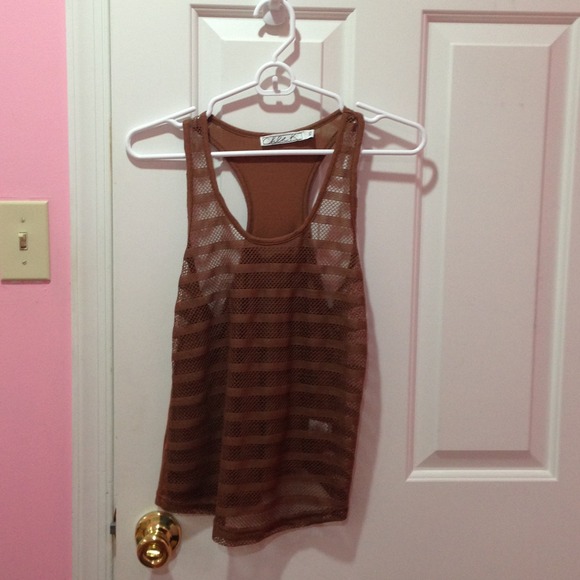 XS brown tank!