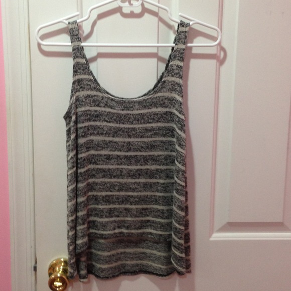 Nollie XS black and grey striped tank!