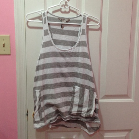 BCBG Size S white and grey tank