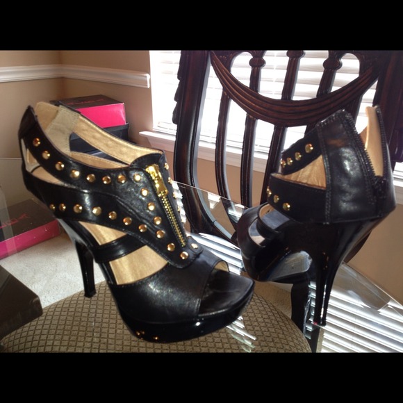 Michael Kors Shoes