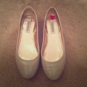 Steve Madden Flats.
