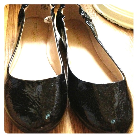 Black flats
