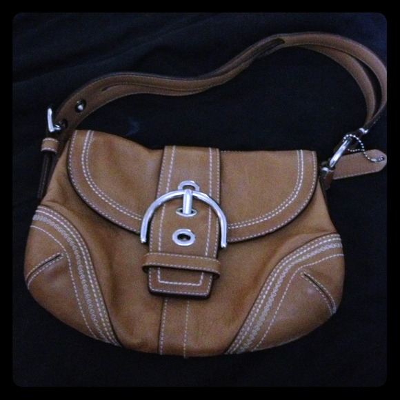 Authentic coach handbag!! NWOT!!