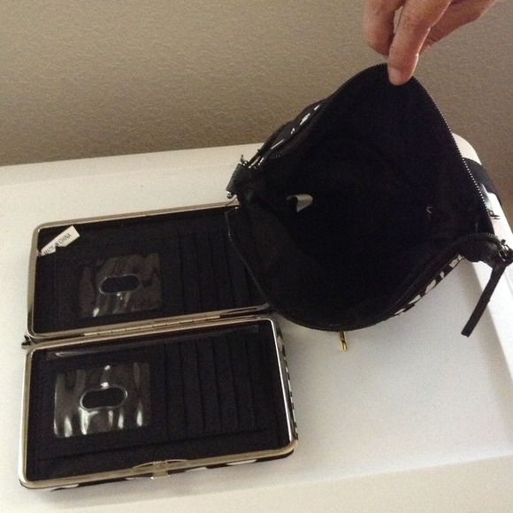 Purse and wallet - Picture 4 of 4