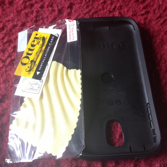 Samsung Galaxy S4 Otterbox - Picture 3 of 3