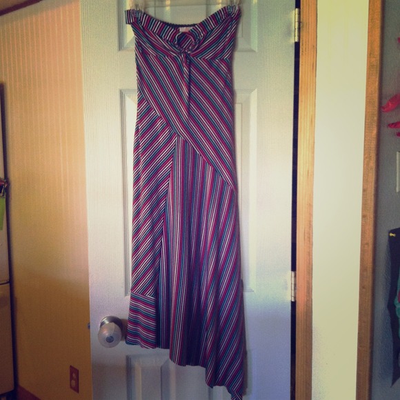 JLo Strapless form fitting dress