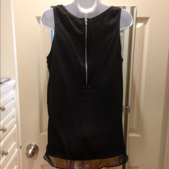 NWT Romeo & Juliet Couture black sleeveless top - Picture 3 of 3