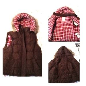 Aeropostale sweater vest... Very warm and comfy!