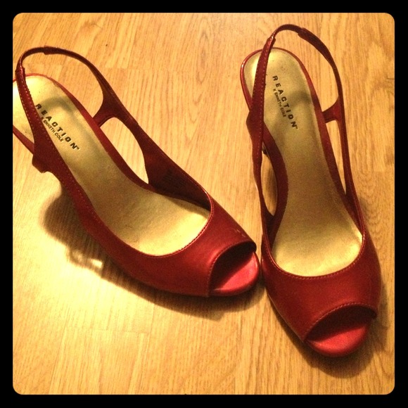 Red reaction by Kenneth Cole heels
