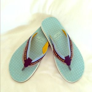 Like New Louis Vuitton flip flops