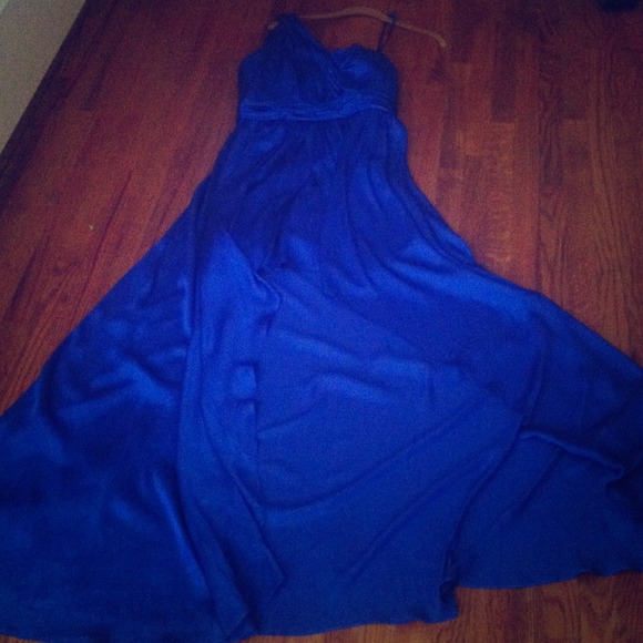 Bloomingdales gown - Picture 1 of 2