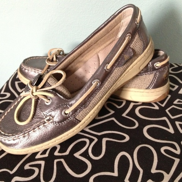WOMENS Sz 7 SPERRY TOP SIDER ANGELFISH BOAT