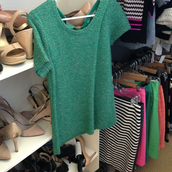 Knit short sleeve sweater