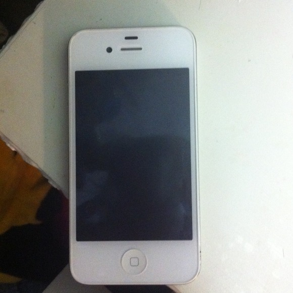 White AT&T iPhone 4
