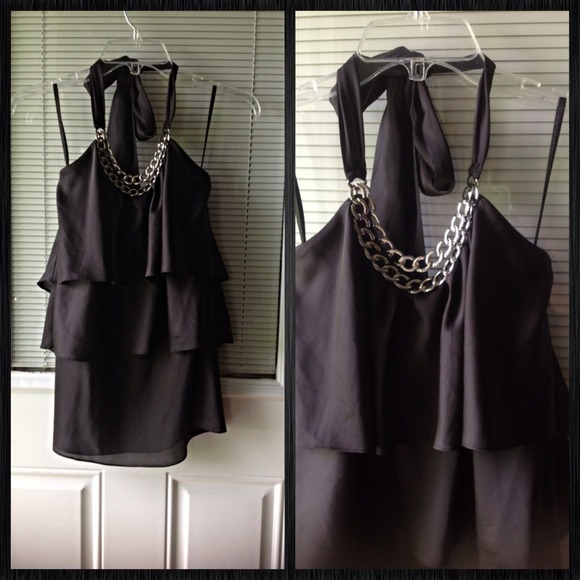 White House Black Market Top. Sz6 BNWT.