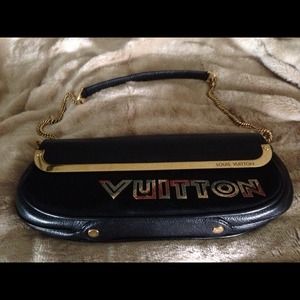 Authentic Louis Vuitton, The Avant-Garde Pochette