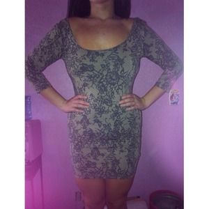 Lace print body con dress