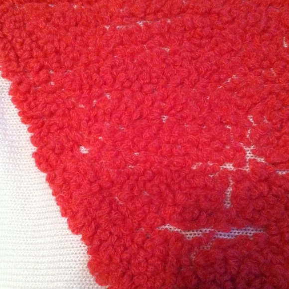 🚫TRADED🚫Oversized heart sweater - Picture 2 of 3